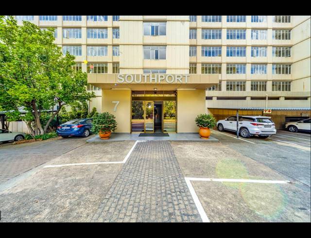 1.5 BEDROOM APARTMENT TO LET IN BEDFORD GARDENS